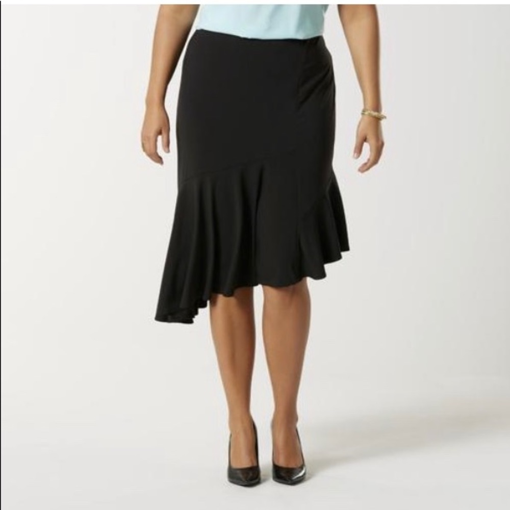 New Plus Size 2X Asymmetrical Black Skirt